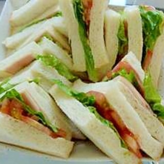 手づくりマスタードマヨｄe米粉パンのサンドイッチ
